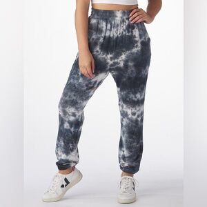 New - Small Glyder Tie-Dye Powder Joggers Pants in Nautical Wash